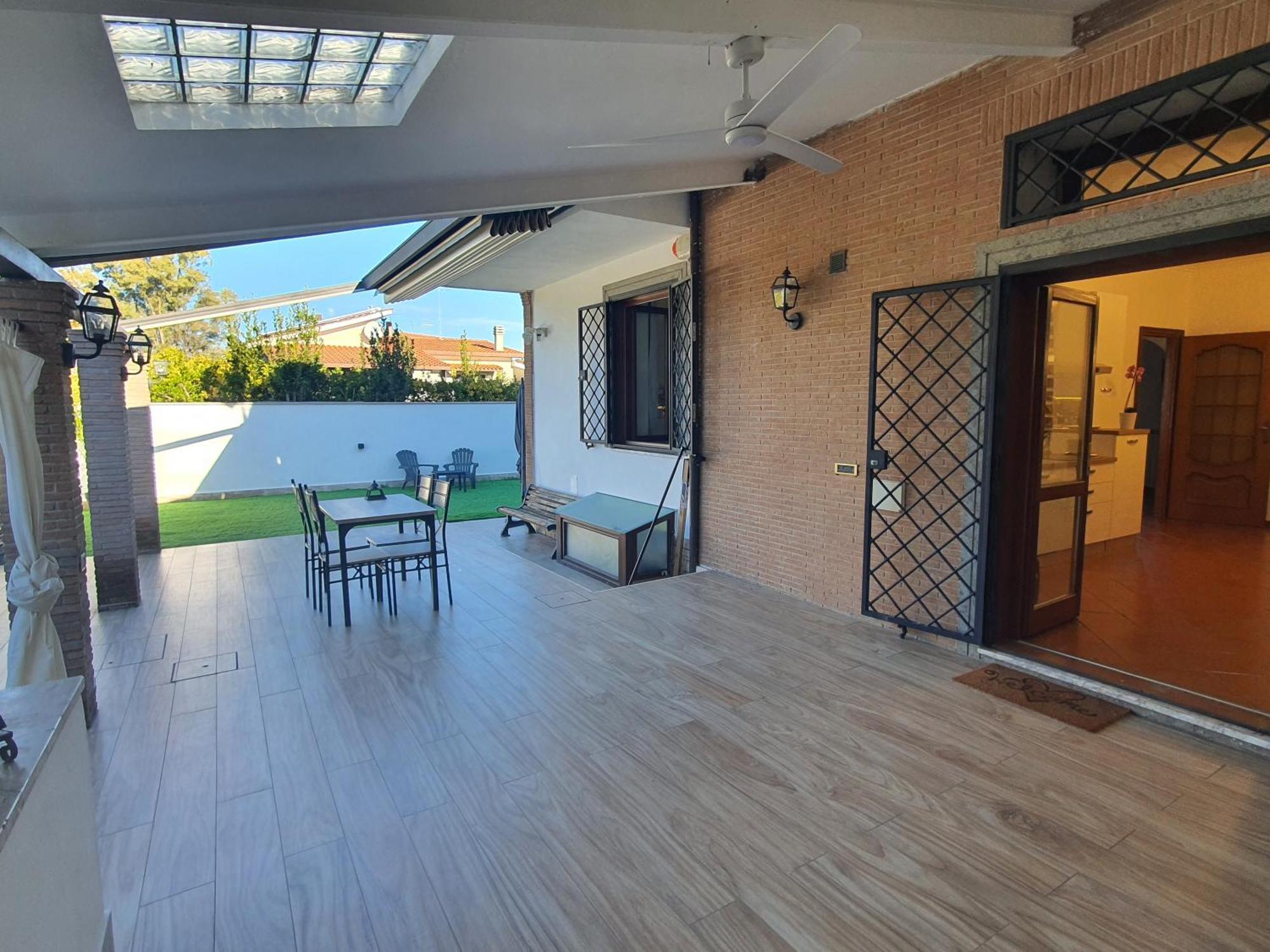 Villa Il Sole Di Roma à Casal Palocco Extérieur photo